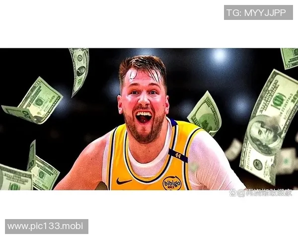 东契奇自封湖人“垃圾话之王”,称詹姆斯死敌为联盟第一喷子,真敢说! 东契奇自封湖人“垃圾话之王”,称詹姆斯死敌为联盟第一喷子,真敢说!